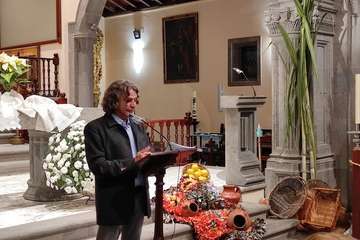 Lectura del pregón/Francisco Javier Santana y Antonio Alí.