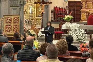 Lectura del pregón/Francisco Javier Santana y Antonio Alí.