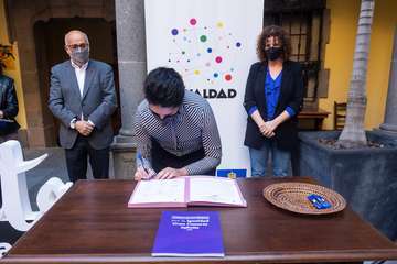 Yrichen oficializa su compromiso con el Marco por la Igualdad-Gran Canaria Infinita/TA.