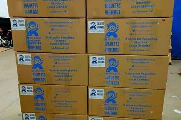 Un teldense coordina una campaña de juguetes desde Galicia para los niños palmeros en Navidad/TA.