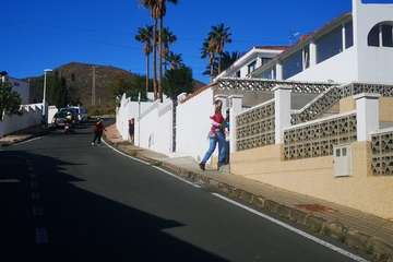 Los Reyes Magos reparten ilusión por los barrios de Telde/TA.
