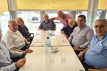 Olegario Peña, el cura más viejo de la Diócesis de Canarias, un habitual de Telde/TA y opusdei.org.