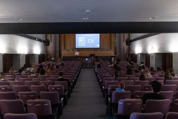  Josep Bordón, de la empresa Eliben (Telde), imparte una ponencia en la ULPGC/TA.