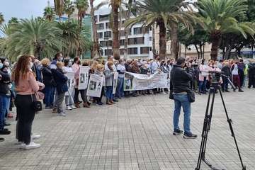 Concentración en la capital con presencia de teldenses para pedir que se siga buscando a Manuel Navarro/TA.