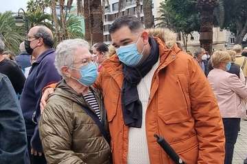 Concentración en la capital con presencia de teldenses para pedir que se siga buscando a Manuel Navarro/TA.