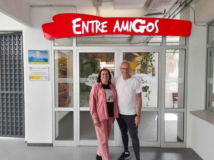 Saro Sosa y Suso Santana, en el local de Entre Amigos en el Centro Cívico de Jinámar/TA.