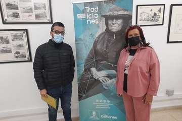 La activista social y exoncejala de Telde Saro Sosa, socia de honor de Entre Amigos/TA.