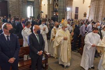 Ordenación de Cristóbal Déniz como primer obispo auxiliar de Canarias/Cober/Canarias y Acfi Pres.