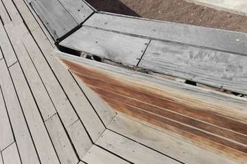 Deterioro galopante de la escalinata entre la calle Margarita y el paseo marítimo de La Garita/TA.