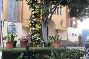 Telde se aferra al tradicional enrame de las cruces/TA, Francisco Javier Santana y Antonio Alí.