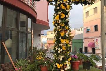 Telde se aferra al tradicional enrame de las cruces/TA, Francisco Javier Santana y Antonio Alí.