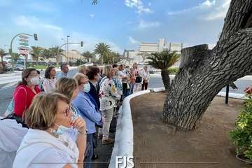  Fervor ante la talla callejera de María Auxiliadora en Telde/Francisco Javier Santana.