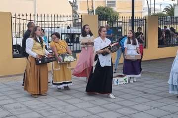  La Pardilla ofrenda a San Isidro Labrador/TA.