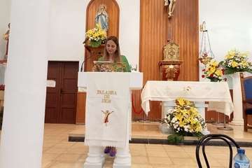 Pregón de las fiestas y homenaje a Gregoria González en la Parroquia de Santa Rita de Casia/TA.