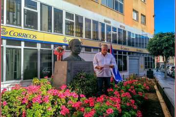 Ofrenda floral en Telde, en homenaje al poeta José Martí/Ildefonso Rodríguez.