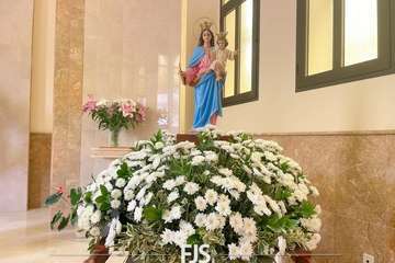 Talla de María Auxiliadora venerada en el colegio salesiano/Francisco Javier Santana.