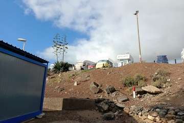 Quejas por la presencia constante de caravanas y campistas en Hoya del Pozo/TA.