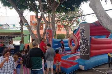 San Antonio (Telde) degusta postres y prepara sus tronos para la procesión dominical/TA.