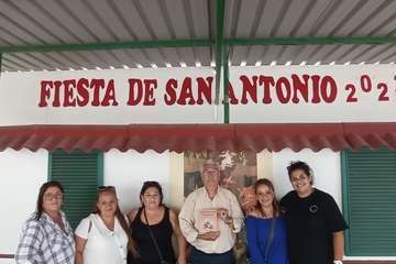 San Antonio (Telde) degusta postres y prepara sus tronos para la procesión dominical/TA.