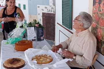 San Antonio (Telde) degusta postres y prepara sus tronos para la procesión dominical/TA.