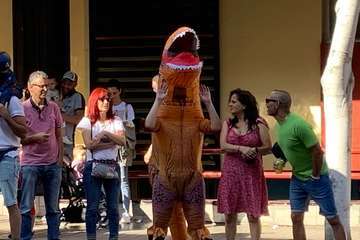 Una marea humana 'canta' al Carnaval por las calles de Telde/TA, Jesús Ruiz Mesa, Francisco Javier Santana, Antonio Alí y C7..