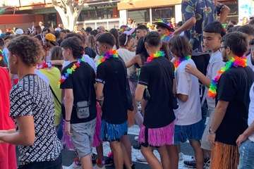 Una marea humana 'canta' al Carnaval por las calles de Telde/TA, Jesús Ruiz Mesa, Francisco Javier Santana, Antonio Alí y C7..