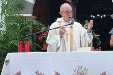 Misa, procesión religiosa y verbena del solajero en San Antonio de Telde/TA.