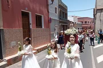 Misa, procesión religiosa y verbena del solajero en San Antonio de Telde/TA.