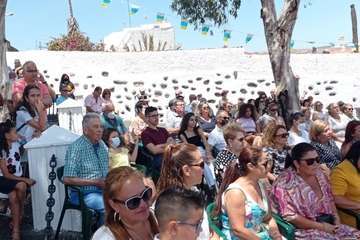 Misa, procesión religiosa y verbena del solajero en San Antonio de Telde/TA.