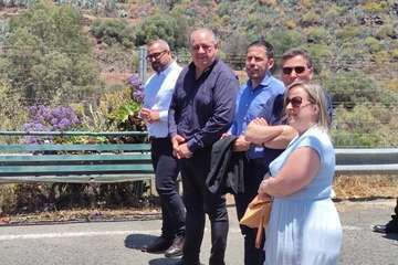 El barrio de Los Arenales saca en procesión a sus patronos San Antonio y la Virgen del Carmen/TA.