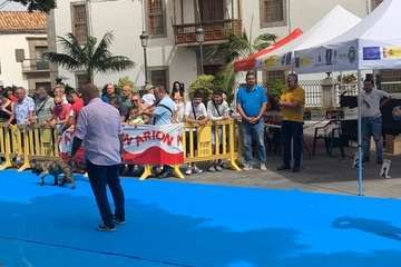 Los presas canarios toman la plaza de San Juan (Telde)/TA.