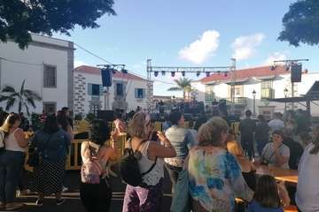 La Noche de San Juan arranca a tope de animación en el casco viejo de Telde/TA.
