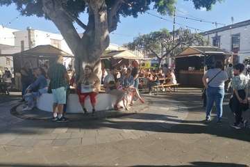 La Noche de San Juan arranca a tope de animación en el casco viejo de Telde/TA.