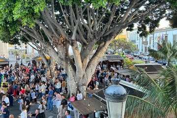 La Noche de San Juan arranca a tope de animación en el casco viejo de Telde/TA.