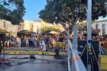 La Noche de San Juan arranca a tope de animación en el casco viejo de Telde/TA.