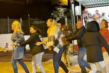 La Breña arranca sus fiestas patronales con Maestro Florido y la Parranda Mejunje/TA.