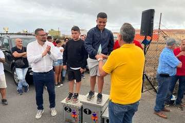  Telde disfruta con los pura sangre/TA.