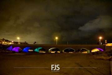 El puente de los Siete Ojos de Telde se torna multicolor con orgullo/Francisco Javier Santana.