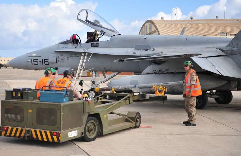 Imagen de uno de los cazas del Ala 15 en Gando / TA