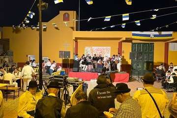 Animada velada canaria en El Goro/TA.