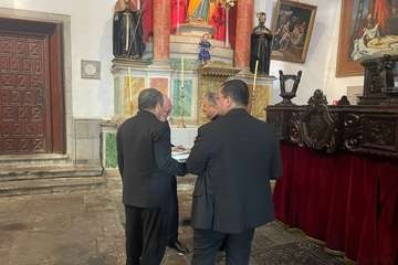 Visita del nuncio del Papa a la Basílica de Telde/Francisco Javier Santana y Antonio Alí.