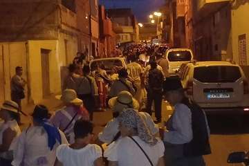 Jolgorio callejero en la romería a la Virgen de Lourdes en El Goro (Telde)/TA.