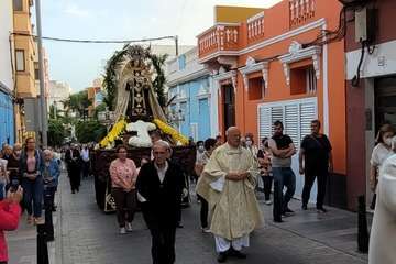 Procesión de Carmen en Los Llanos de Telde/TA y Jesús Ruiz Mesa.