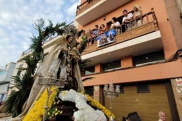 Procesión de Carmen en Los Llanos de Telde/TA y Jesús Ruiz Mesa.