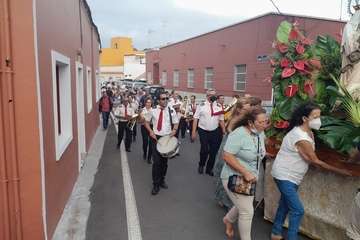 Hornos del Rey pone fin a sus fiestas con una misa y procesión religiosa/TA.