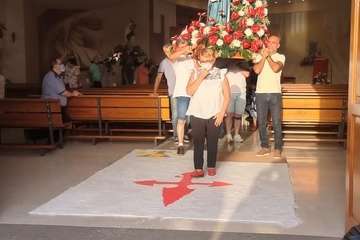 Procesión religiosa en Lomo Cementerio con motivo de la festividad de Santiago Apóstol/TA.