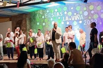 Pregón de las fiestas de La Viña/Francisco Javier Santana y TA.