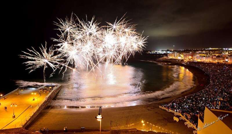 Imagen de archivo de los fuegos de Melenara/Adrián Negrín.