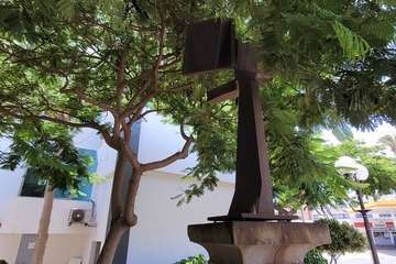  Telde: bajo la sombra del flamboyán/Jesús Ruiz Mesa.