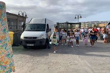Animado pasacalles anunciador de las fiestas de Melenara/TA.